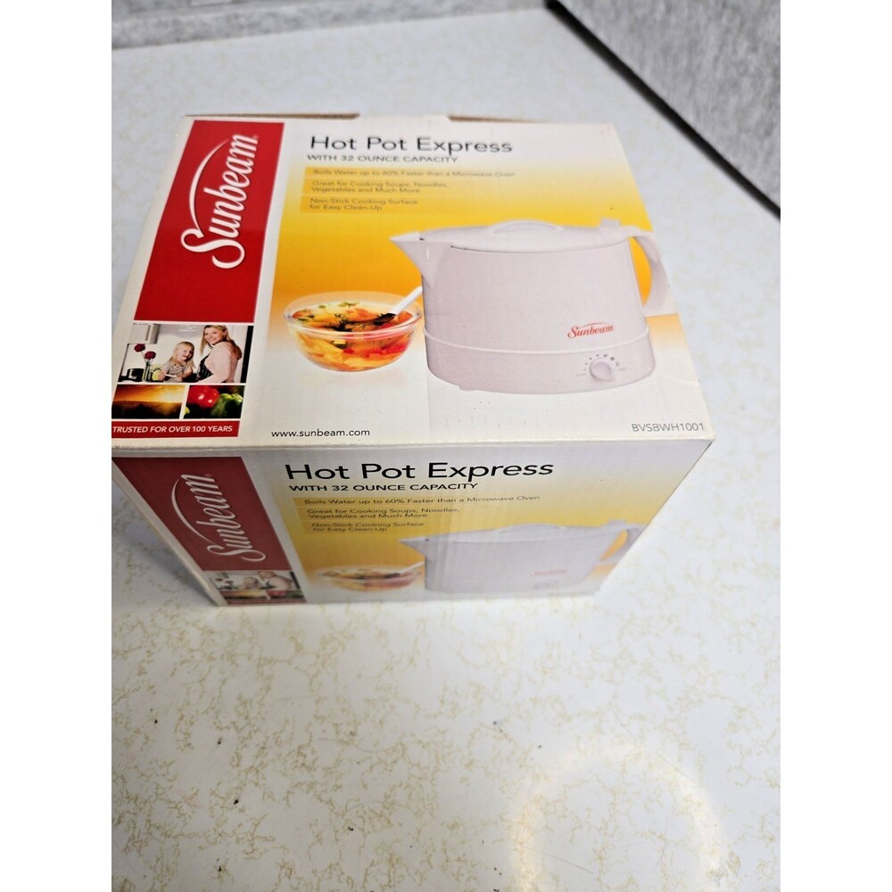 SUNBEAM Hot Pot Express 32 Ounces Quick Heating Electric Kettle • Pre Owned VGC